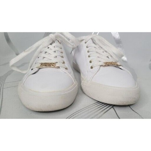 Guess Womens Size 8 1/2 WGTurners R White Casual Lace Up Sneakers Shoes RARE - Picture 7 of 11